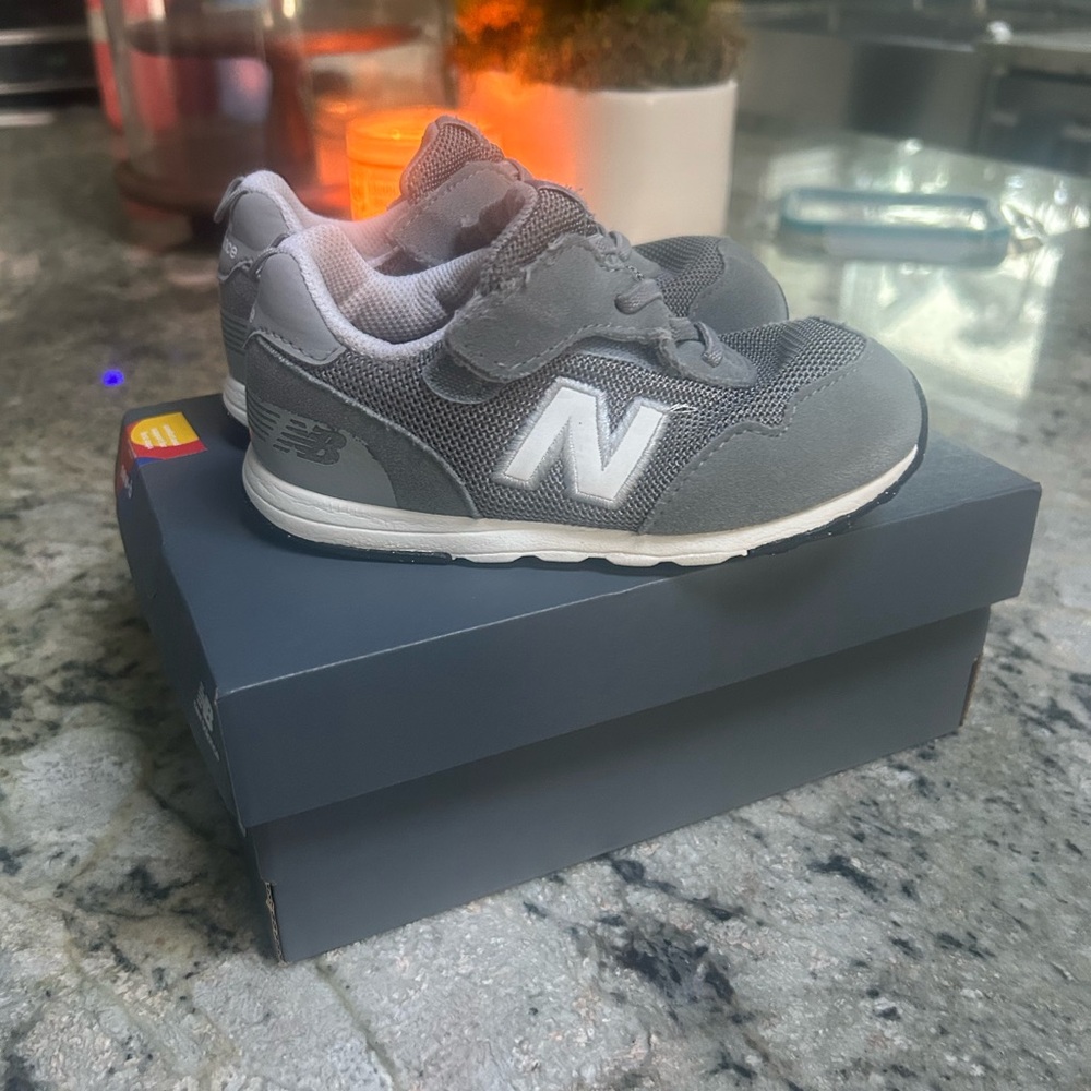 New Balance 515 B size 8 Toddler boy shoes